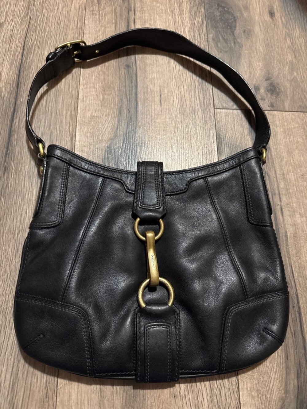 Vintage Coach Hamptons Black Leather Hobo Bag With Brass Clasp & Adjustable Stra